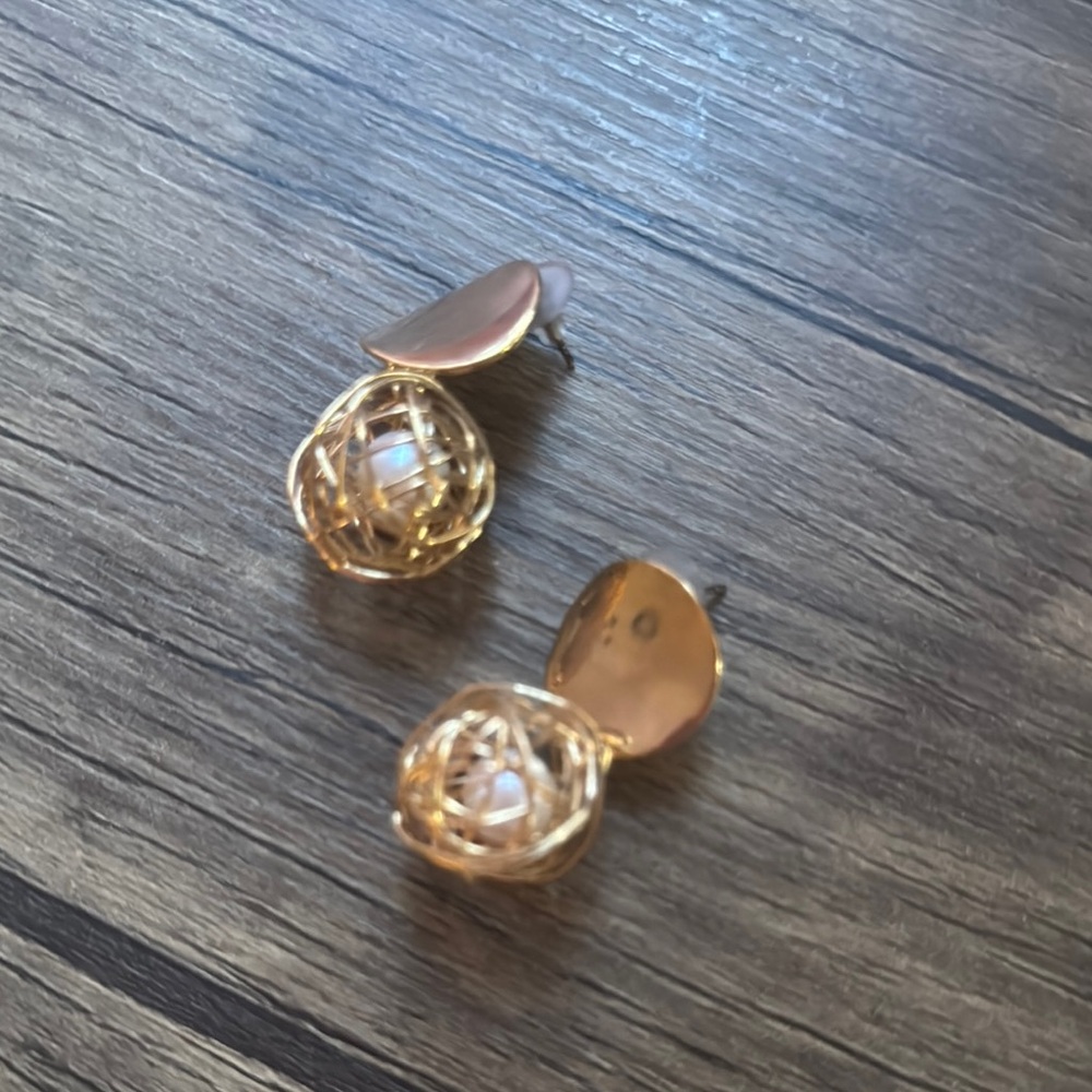 Elegant Gold Earrings